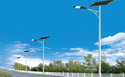 农村道路装肃北太阳能路灯选多大瓦数实测